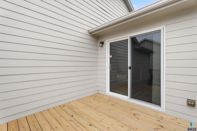 5209 S Mayo Ave Avenue, Sioux Falls, SD 57106