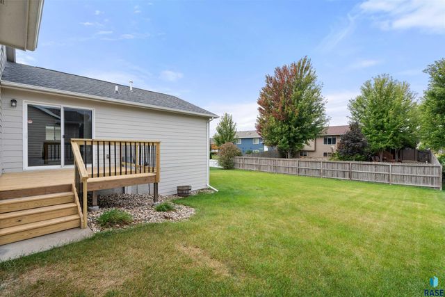 5209 S Mayo Ave Avenue, Sioux Falls, SD 57106