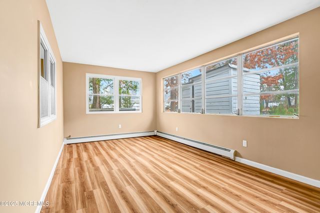 21 N Raleigh Road, Brick, NJ 08723