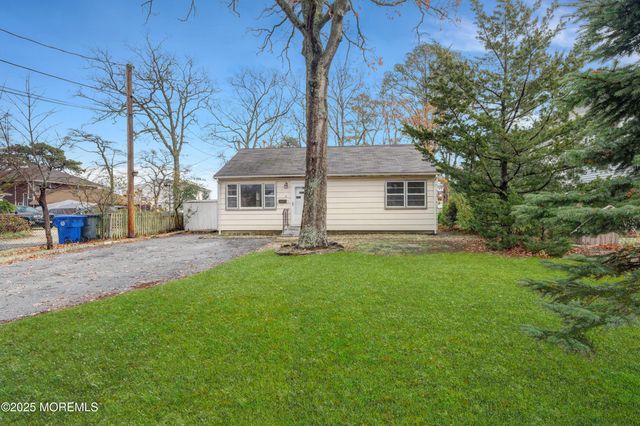 21 N Raleigh Road, Brick, NJ 08723
