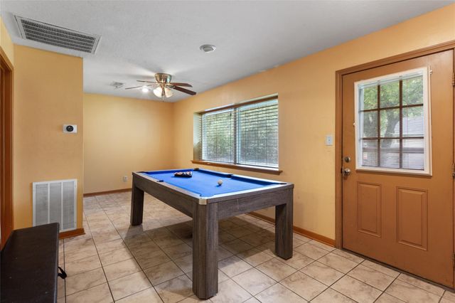 5000 Cedar Creek Drive, Dickinson, TX 77539