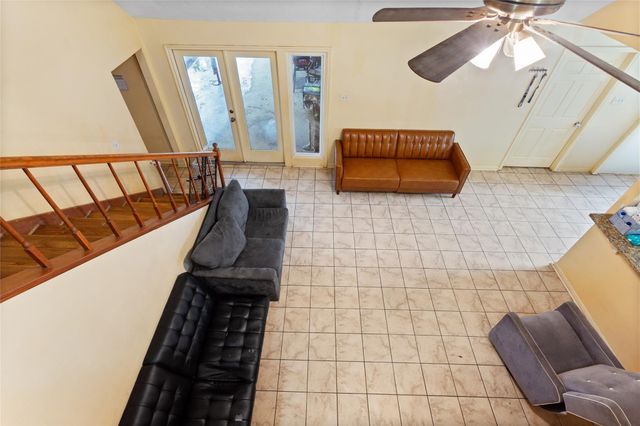 5000 Cedar Creek Drive, Dickinson, TX 77539