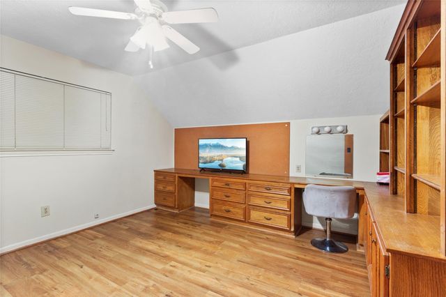 5000 Cedar Creek Drive, Dickinson, TX 77539