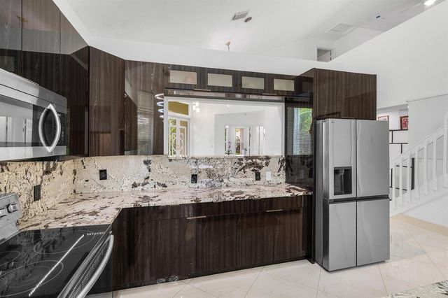 7087 NW 78th Place, Parkland, FL 33067