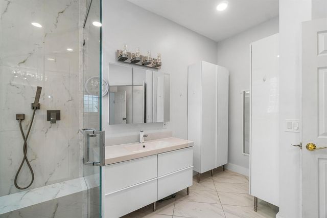 7087 NW 78th Place, Parkland, FL 33067