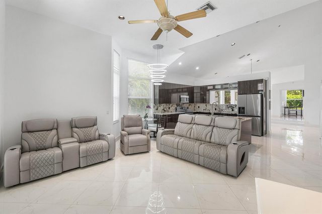 7087 NW 78th Place, Parkland, FL 33067