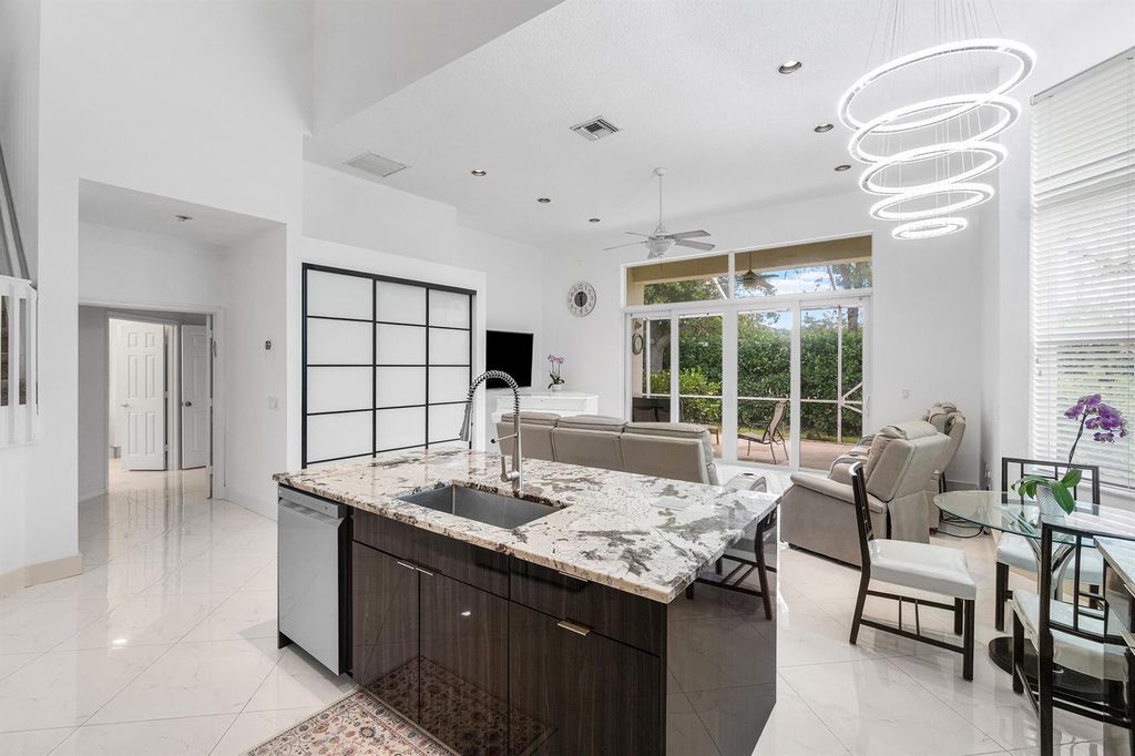 7087 NW 78th Place, Parkland, FL 33067