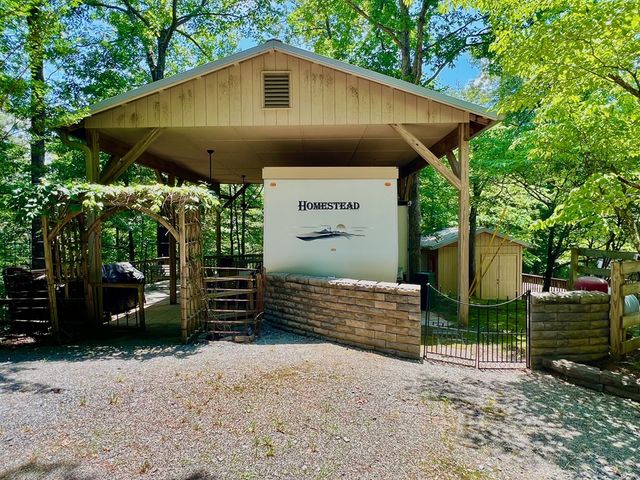 28 11th Street, Ellijay, GA 30540