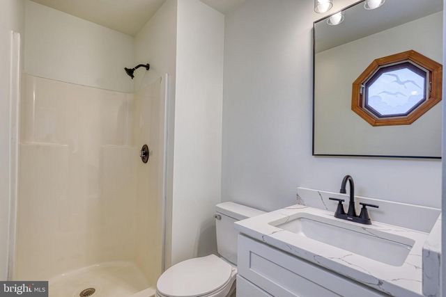 15 HAZEL DR, Manchester, PA 17345