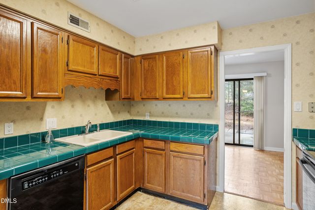 4101 Five Oaks Drive Unit 38, Durham, NC 27707