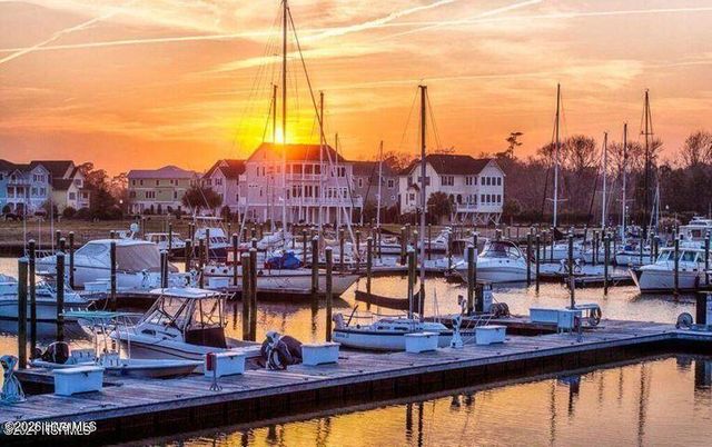 2829 Ellington Place, Southport, NC 28461