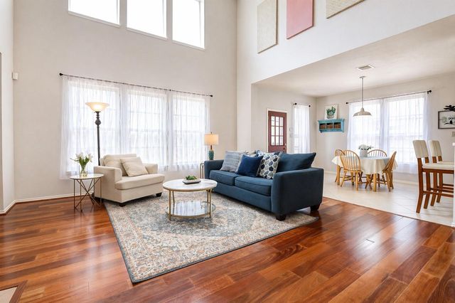 1919 Farmers Creek Drive, Richmond, TX 77406