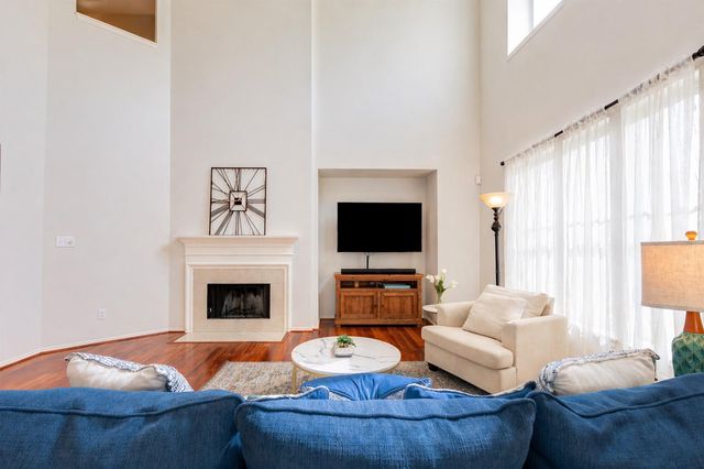 1919 Farmers Creek Drive, Richmond, TX 77406