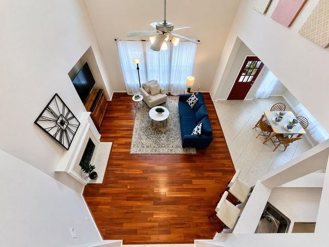 1919 Farmers Creek Drive, Richmond, TX 77406