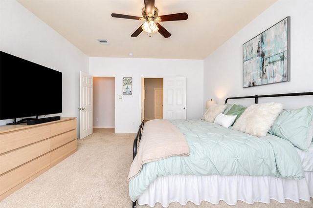 1919 Farmers Creek Drive, Richmond, TX 77406