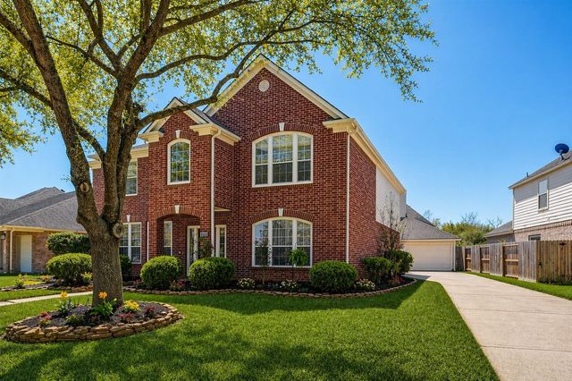1919 Farmers Creek Drive, Richmond, TX 77406