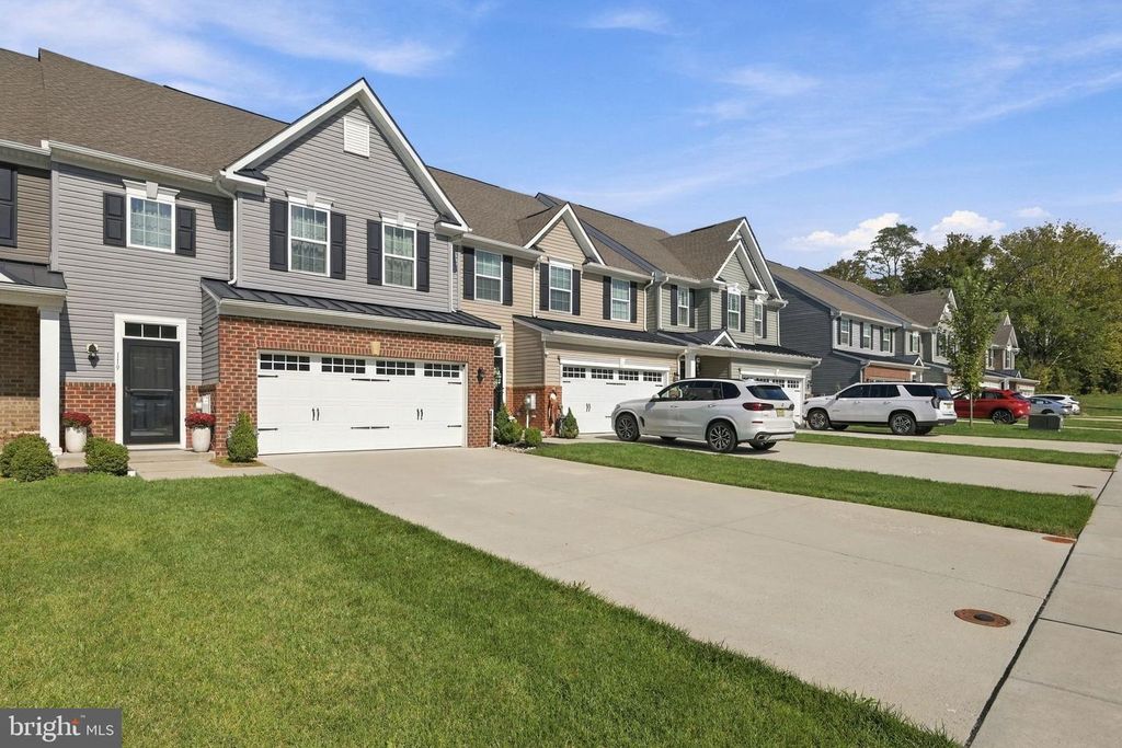 119 HIDDEN ACRES LN, MOORESTOWN, NJ 08057 — photo 2