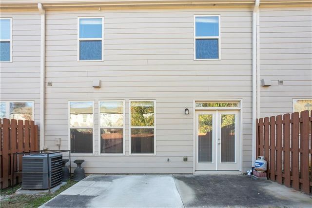 2394 WHITEOAK SE Court, Smyrna, GA 30080