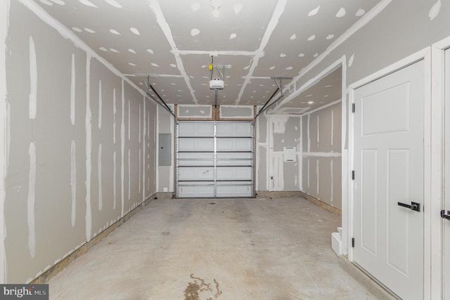 1002 ALUM SPRING RD, Fredericksburg, VA 22401