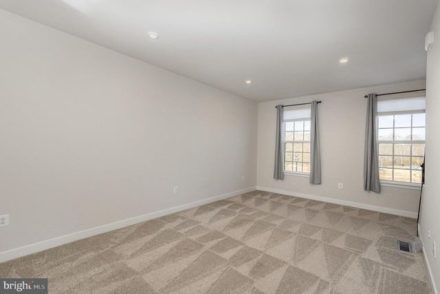 1002 ALUM SPRING RD, Fredericksburg, VA 22401