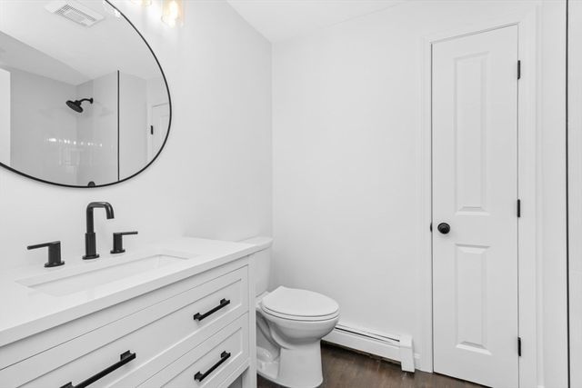 2 Daniel Cir, Plymouth, MA 02360