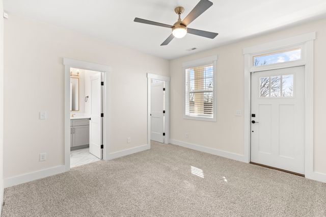 2045 Oakwood Ave, Nashville, TN 37207