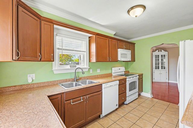214 Lytle Avenue, Elsmere, KY 41018
