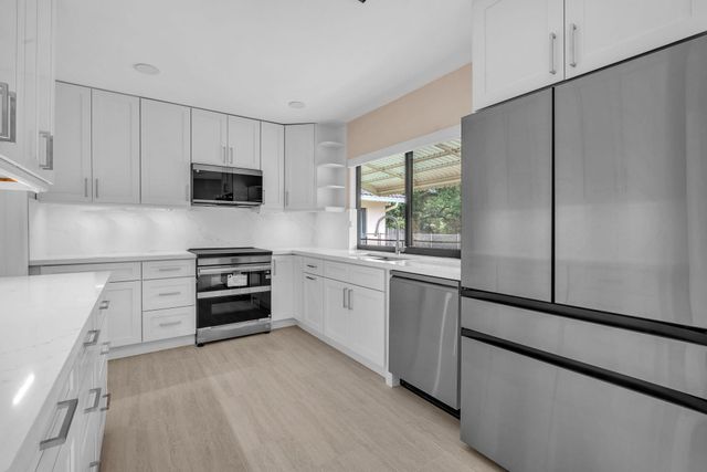 3020 N 34TH Street, Hollywood, FL 33021