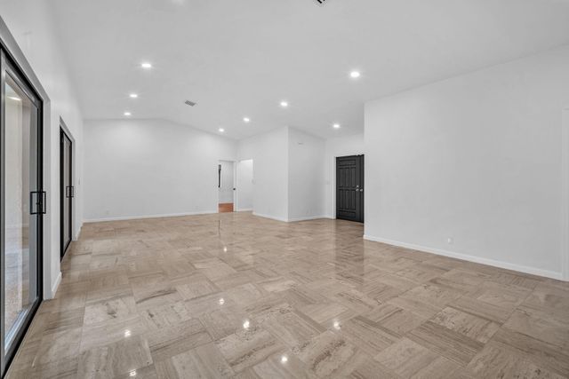 3020 N 34TH Street, Hollywood, FL 33021