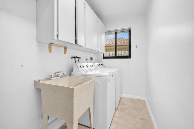 3020 N 34TH Street, Hollywood, FL 33021
