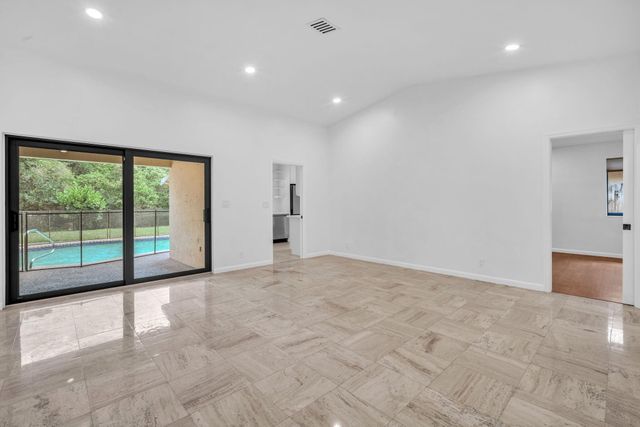 3020 N 34TH Street, Hollywood, FL 33021