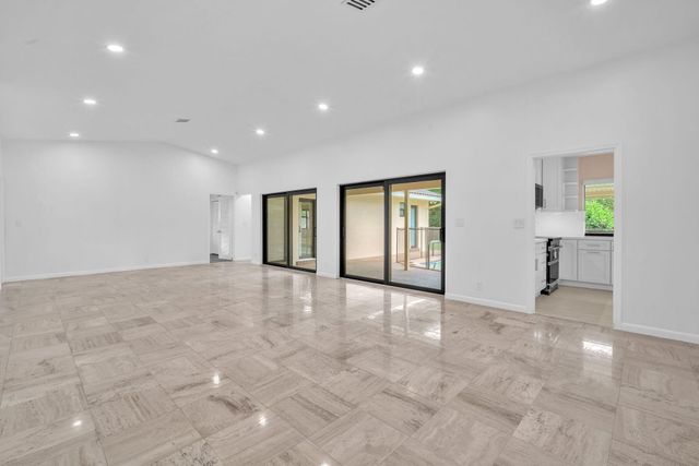 3020 N 34TH Street, Hollywood, FL 33021