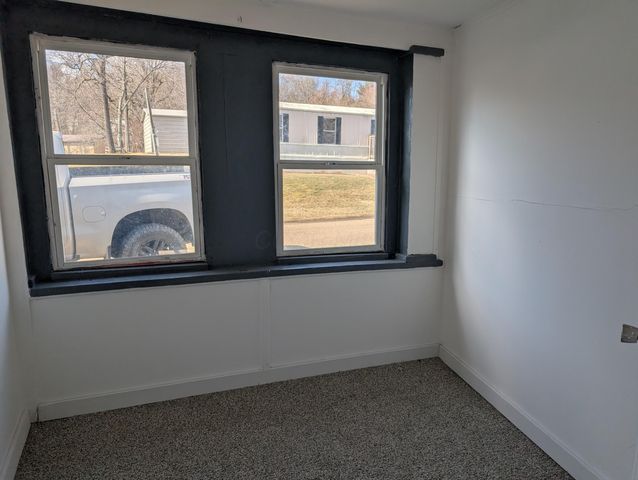 79 E Palmer Street, Jacksonville, OH 45740