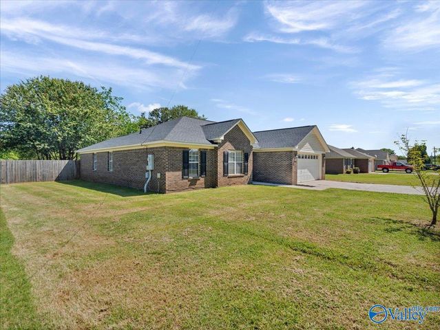 169 Stone Hill Drive, Huntsville, AL 35811