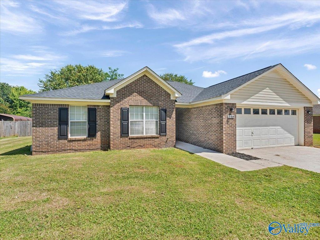 169 Stone Hill Drive, Huntsville, AL 35811