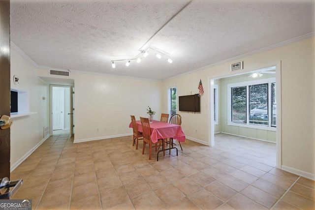 303 Summit North Drive NE, Atlanta, GA 30324