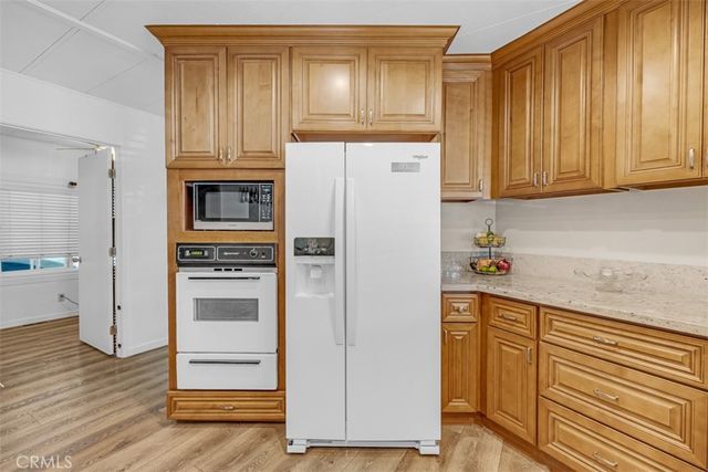 929 E Foothill 53, Upland, CA 91786