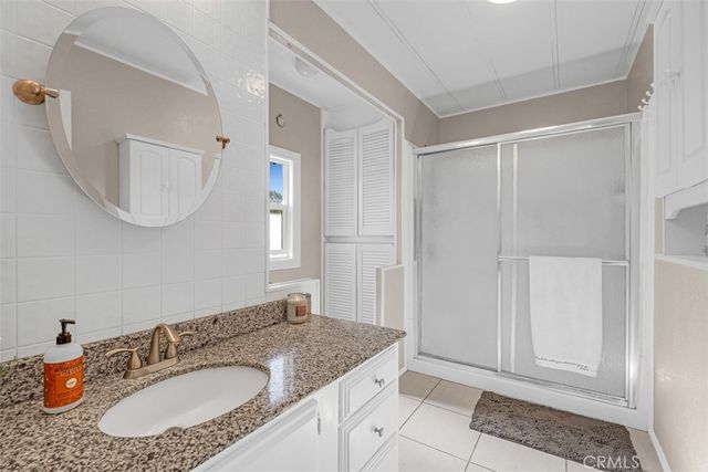 929 E Foothill 53, Upland, CA 91786