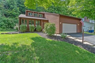 129 Quartz, Camillus, NY 13219