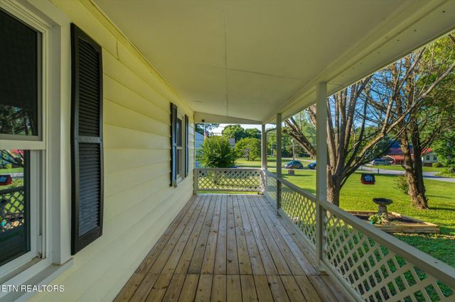 159 Mill St, Delano, TN 37325