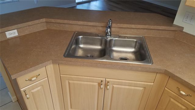 4834 TIMBER WAY, Zephyrhills, FL 33542