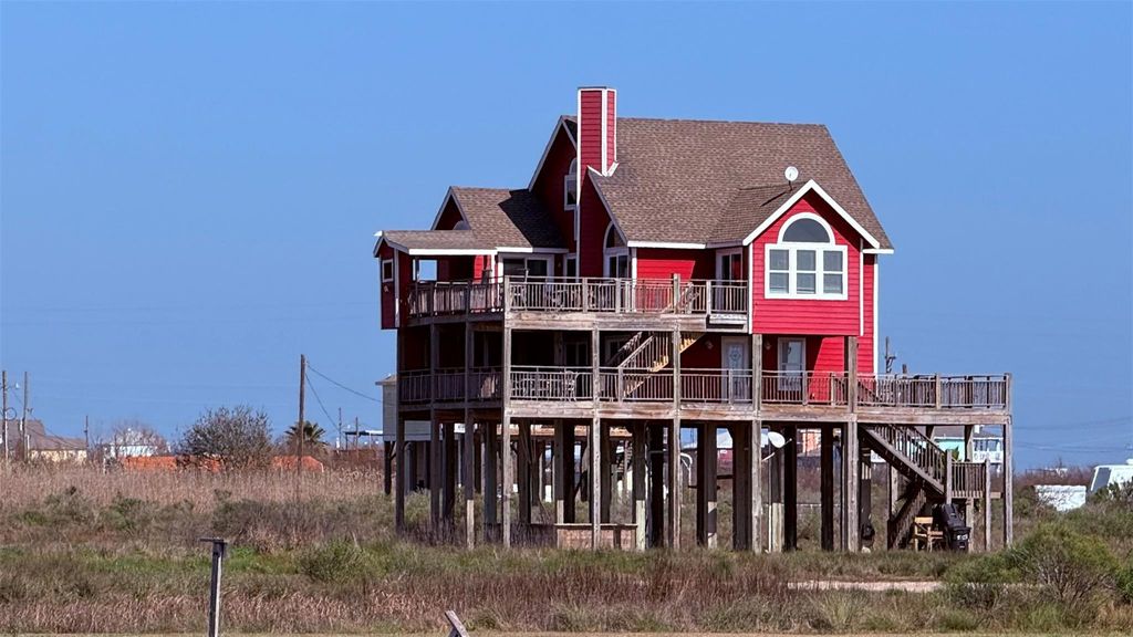 2238 & 2235 Hwy 87, Gilchrist, TX 77617