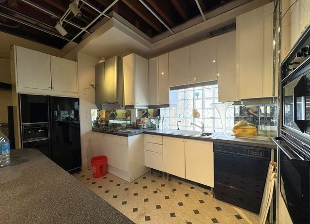 3451 W Peterson Avenue, Chicago, IL 60659