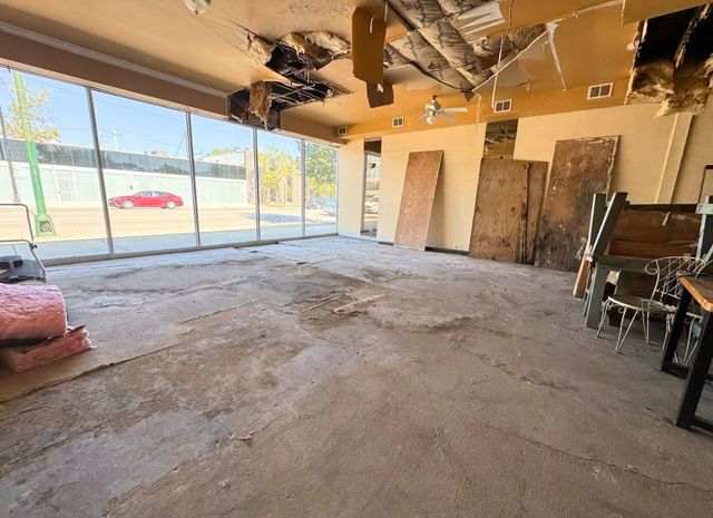 3451 W Peterson Avenue, Chicago, IL 60659