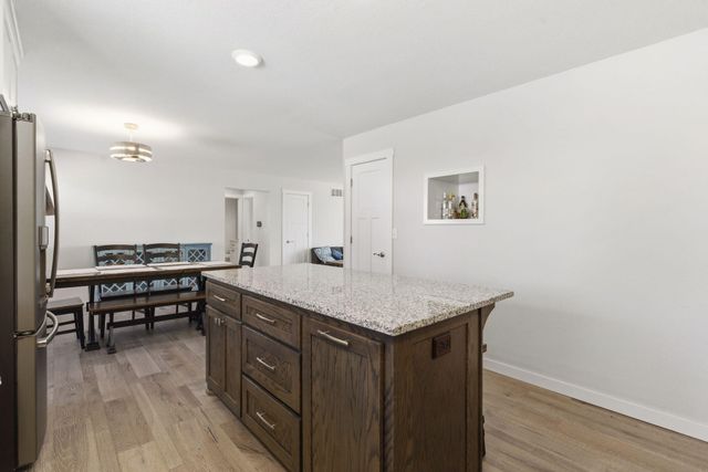 120 Oak Drive, Kimberling City, MO 65686