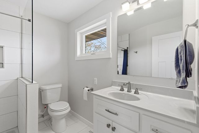 120 Oak Drive, Kimberling City, MO 65686