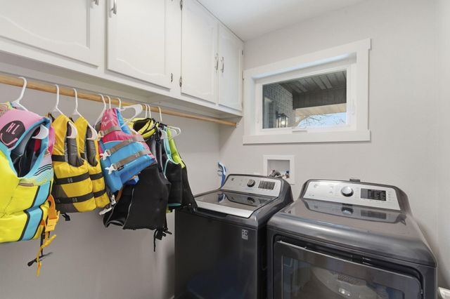 120 Oak Drive, Kimberling City, MO 65686