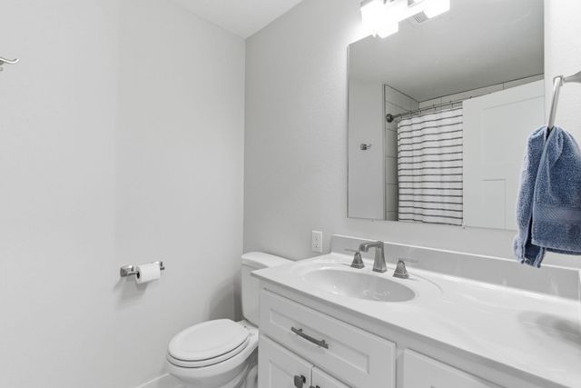 120 Oak Drive, Kimberling City, MO 65686