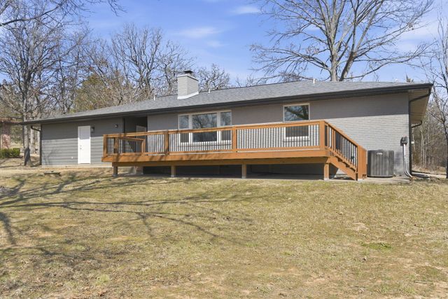 120 Oak Drive, Kimberling City, MO 65686