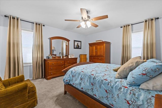 26 Cabot Drive, Essex, VT 05452